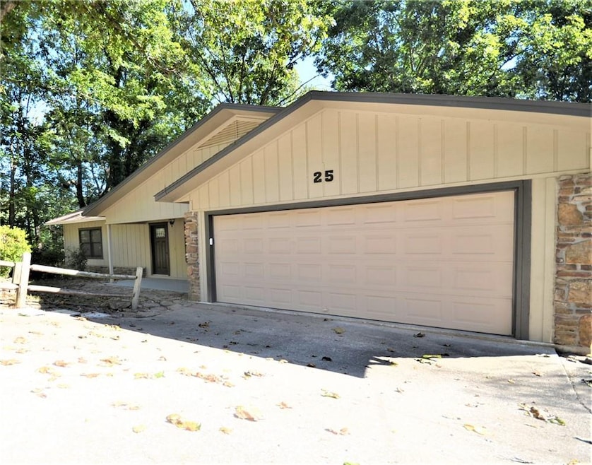 25 Wentworth Drive, Bella Vista.