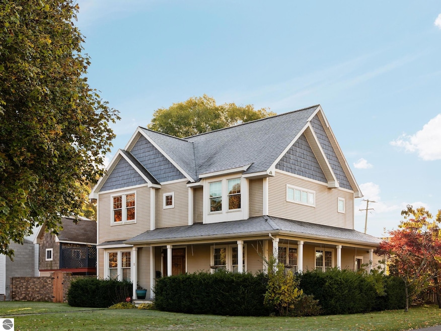 For Sale $1,250,000 • Co-Listing Agent