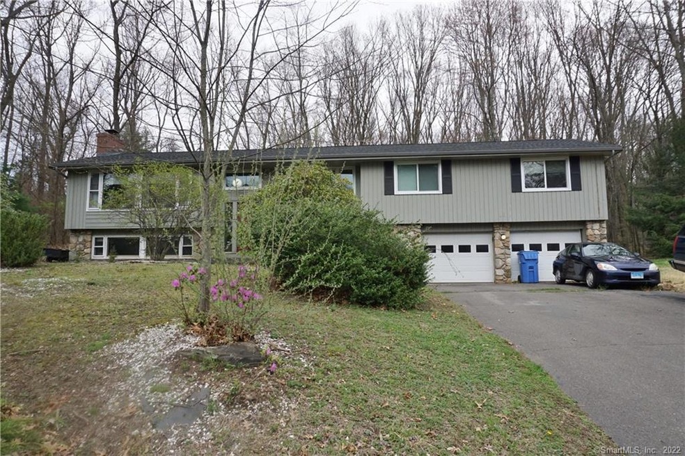 80 Carpenter Rd, Manchester, CT 06042 - photo 1