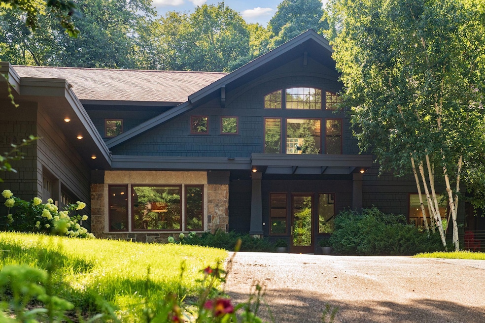 20895 Spencer Ln, Excelsior, MN 55331 - photo 1