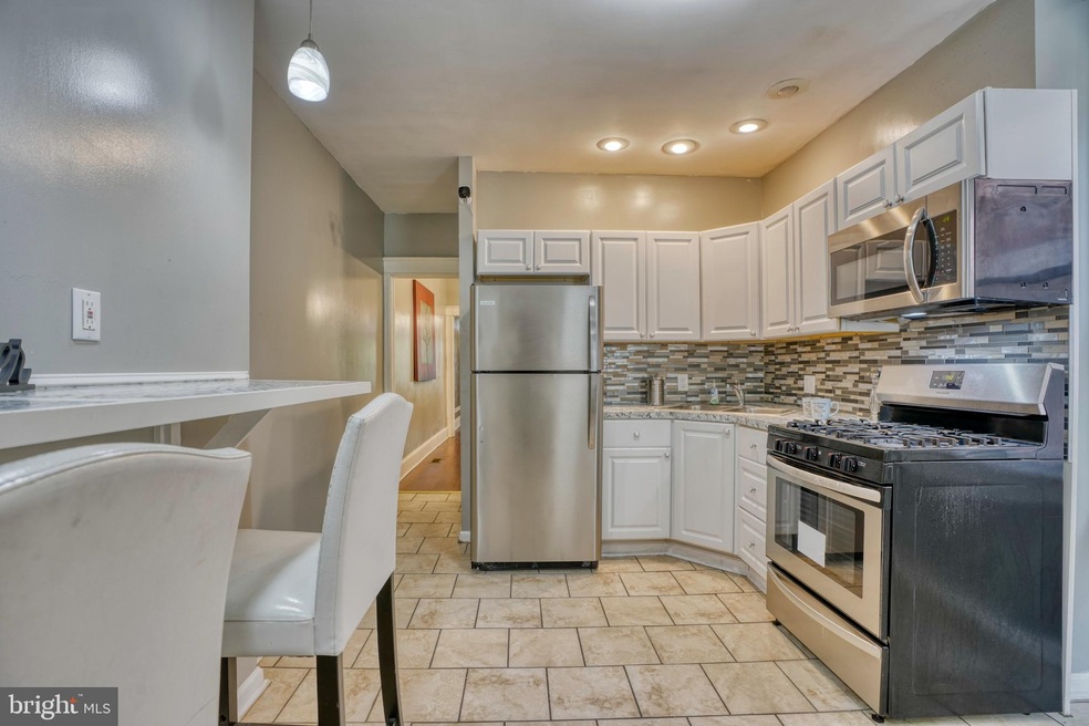 613 N Rosedale St, Baltimore, MD 21216 - photo 1