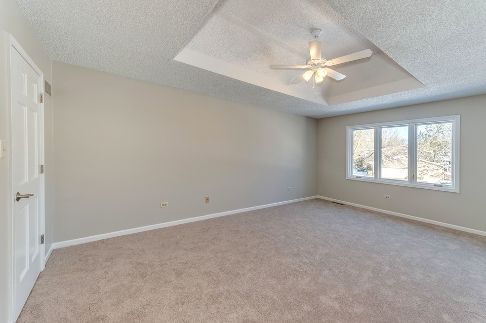 1129 Dartmoor Ct unit 2, Naperville, IL 60540 - photo 1