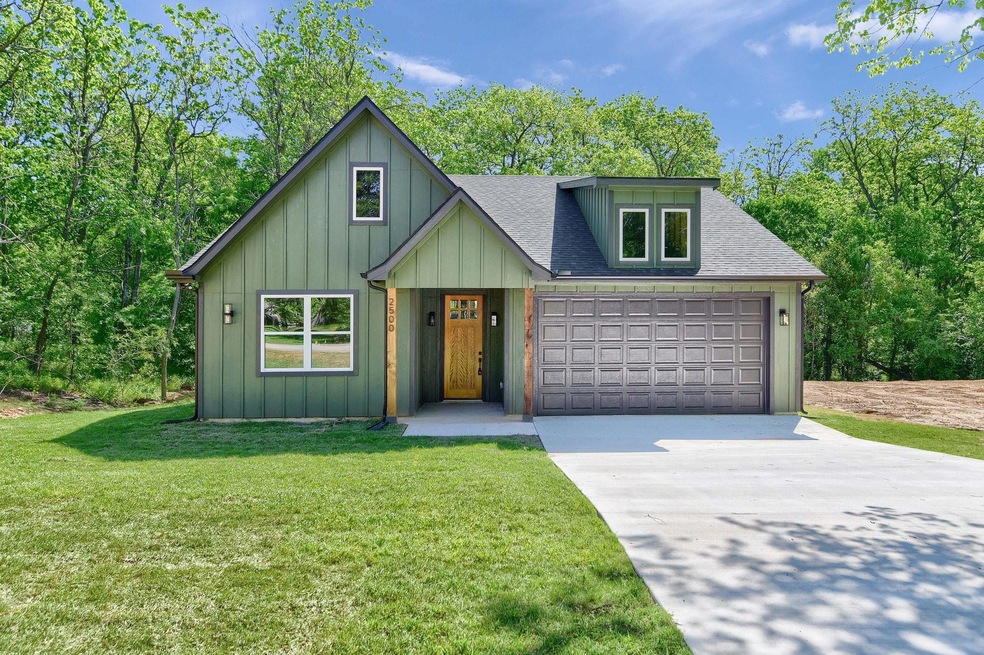 2500 S Scullin Ave, Denison, TX 75020 - photo 1