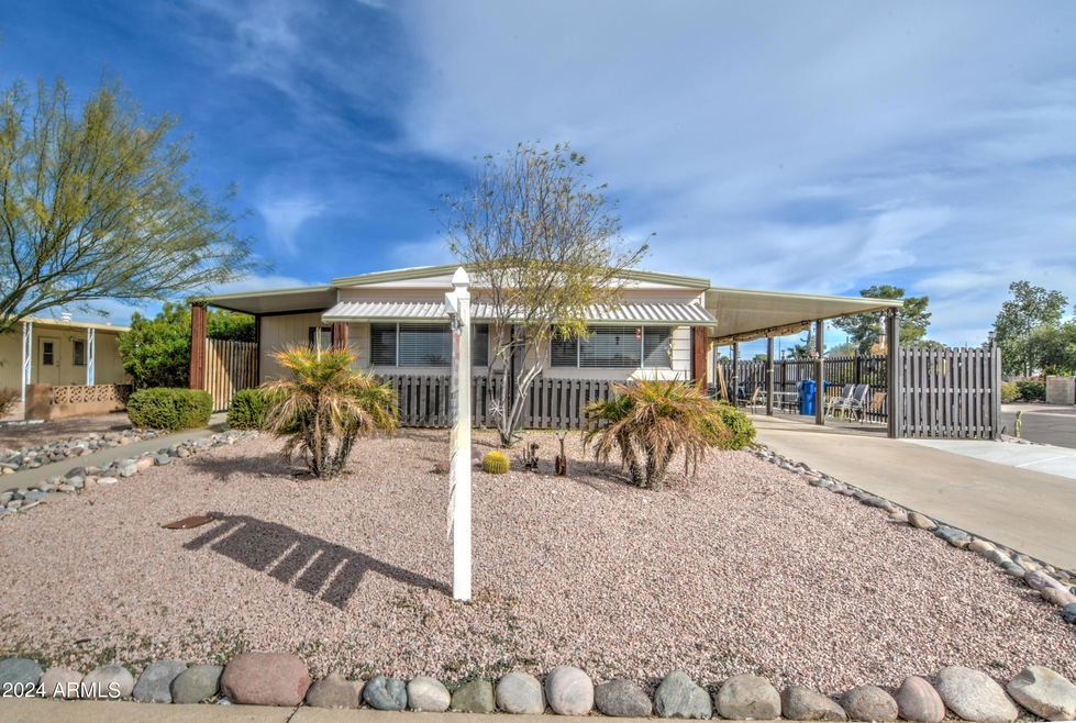 331 S 74th Place, Mesa, AZ 85208 - photo 1