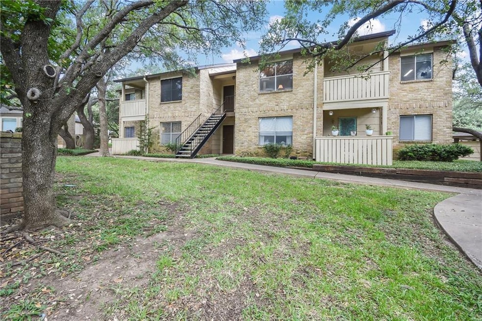 8210 Bent Tree Rd unit 144, Austin, TX 78759 - photo 1
