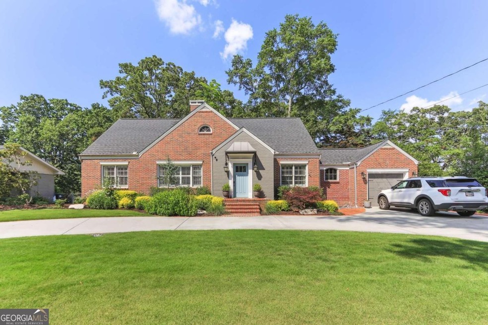 1422 Riverside Dr, Gainesville, GA 30501 - photo 1