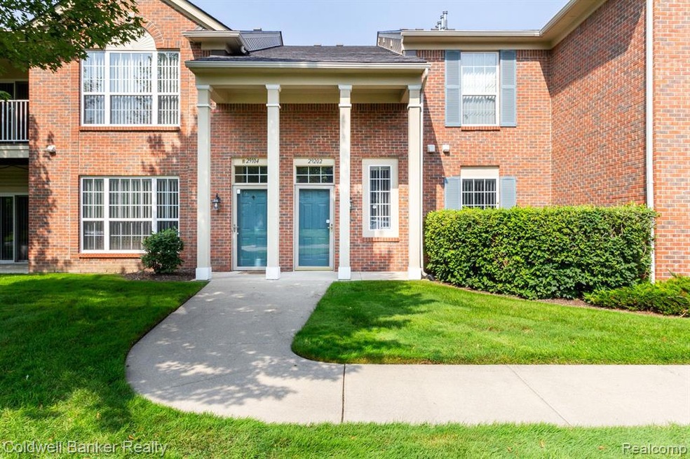 FRONT OF CONDO