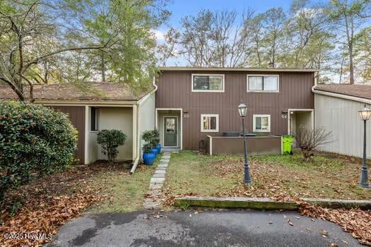 65 Quarterdeck Townhouses, New Bern, NC 28562 - photo 1