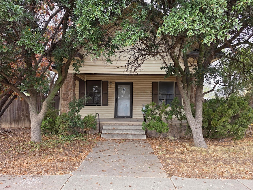 810 S Adams St, Amarillo, TX 79101 - photo 1