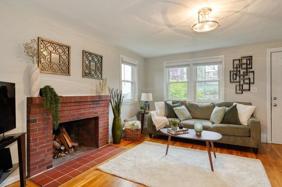 127 Madison Ave unit 2, Arlington, MA 02474 - photo 1