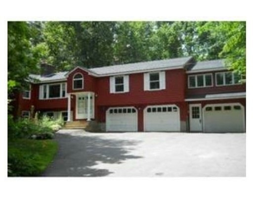 69 Wash Pond Rd, Hampstead, NH 03841 - photo 1