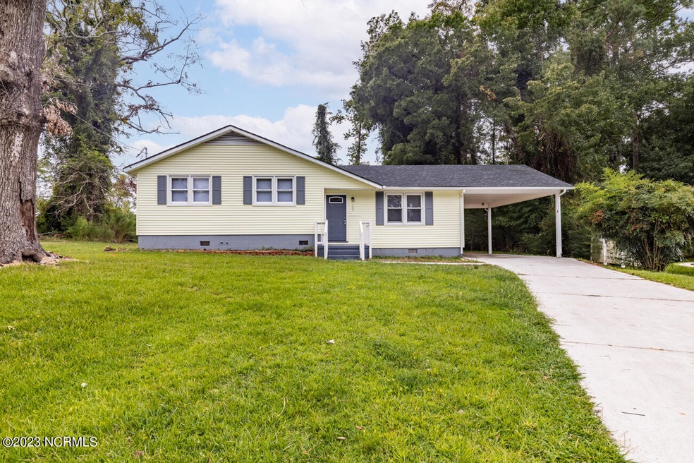 309 Woodhaven Dr, Jacksonville, NC 28540 - photo 1