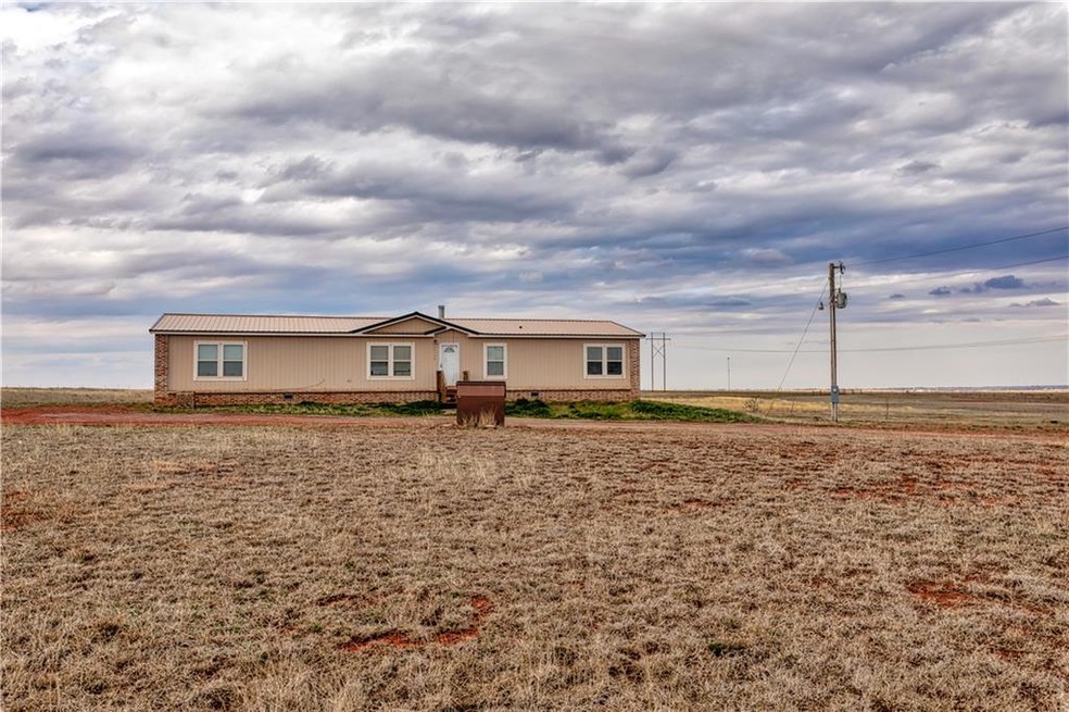 20139 E 1160 Rd, Elk City, OK 73644 - photo 1