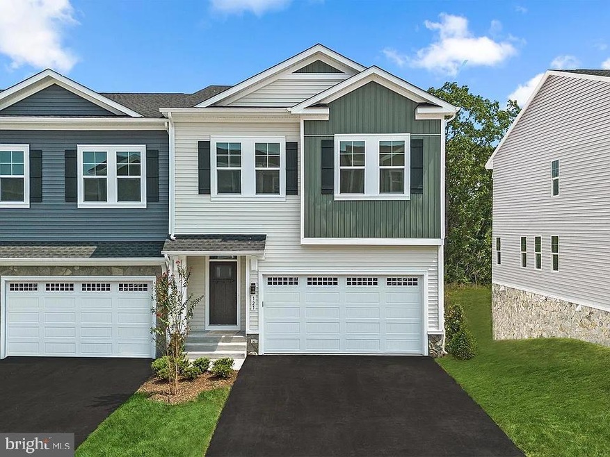 121 Leather Flower Dr, Lake Frederick, VA 22630 - photo 1