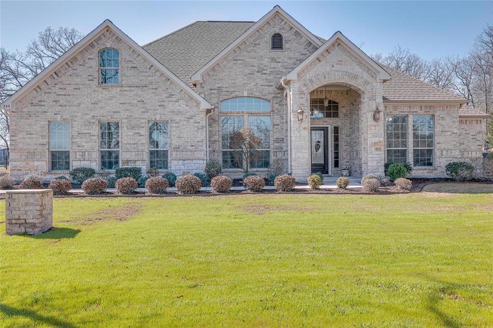 240 S Natural Springs Ln, Azle, TX 76020 - photo 1