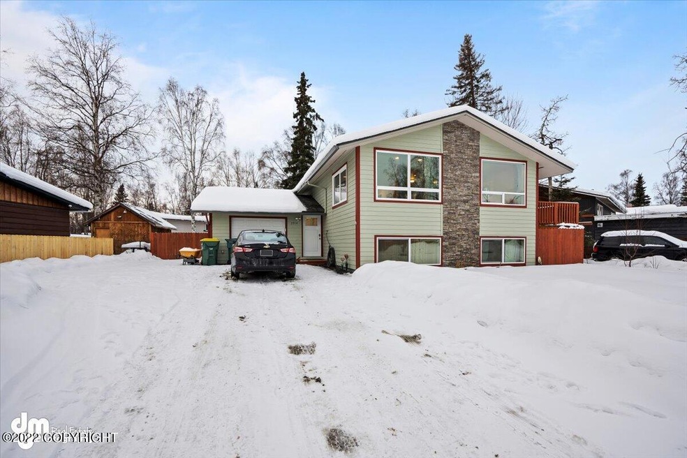 01-Front Exterior_KC_04421