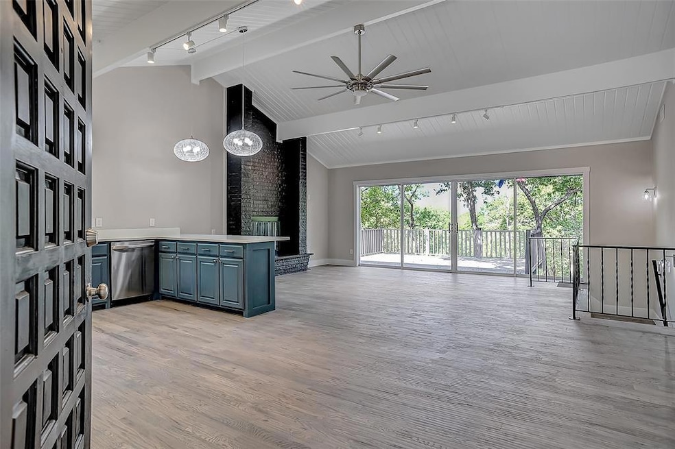 853 Lakecrest Dr, Pottsboro, TX 75076 - photo 1