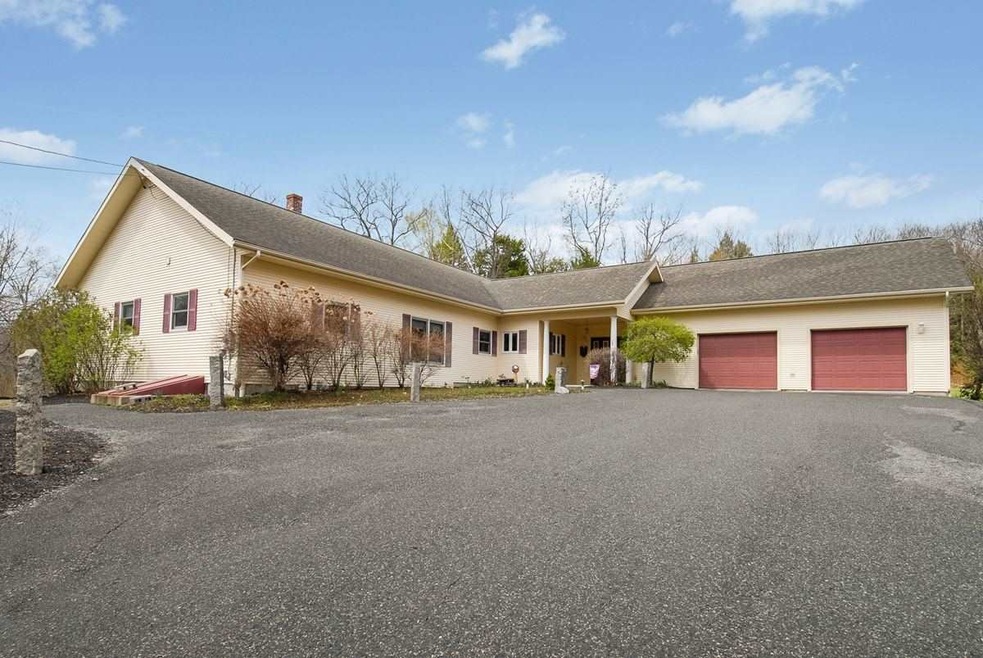 19 Shelly Ln, Canaan, NH 03741 - photo 1