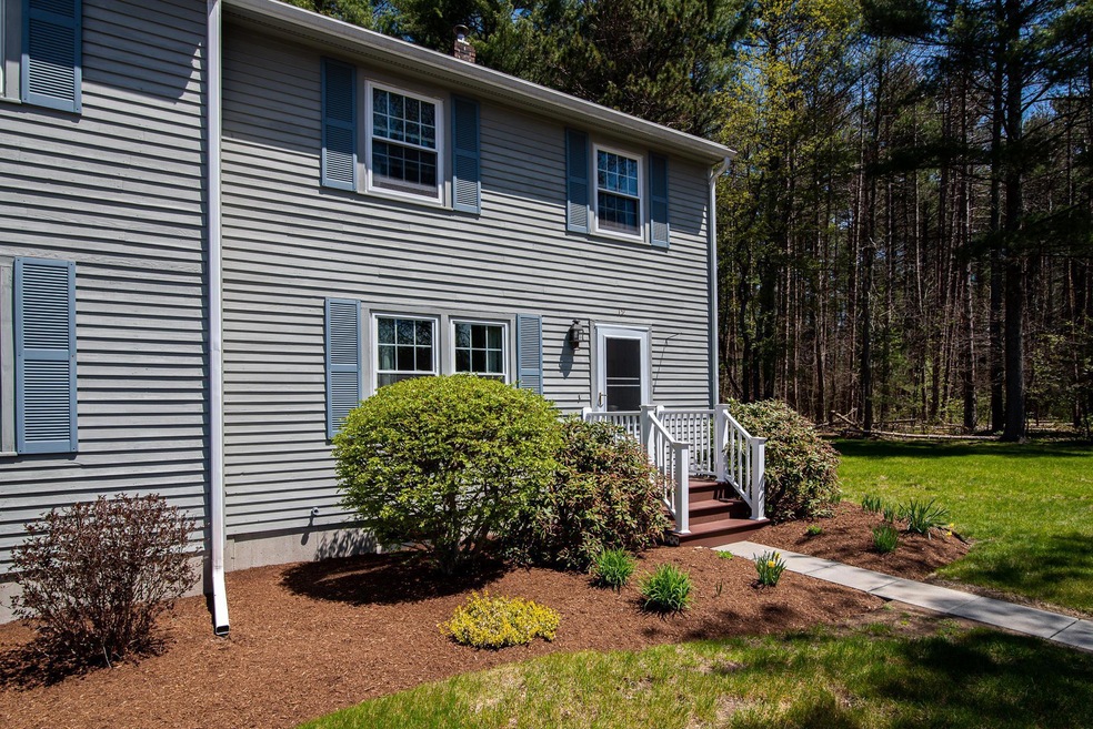 165 Blackwater Rd unit 19, Somersworth, NH 03878 - photo 1