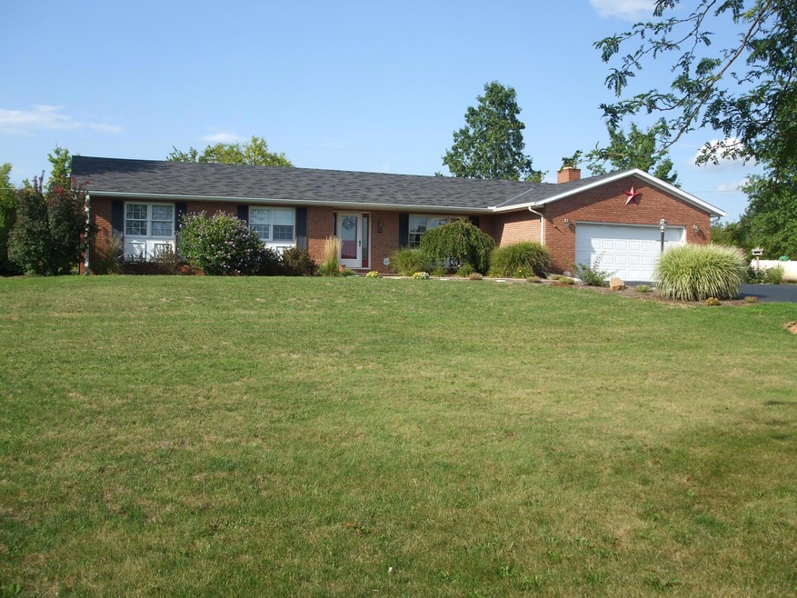 Great home on 5 Acres!