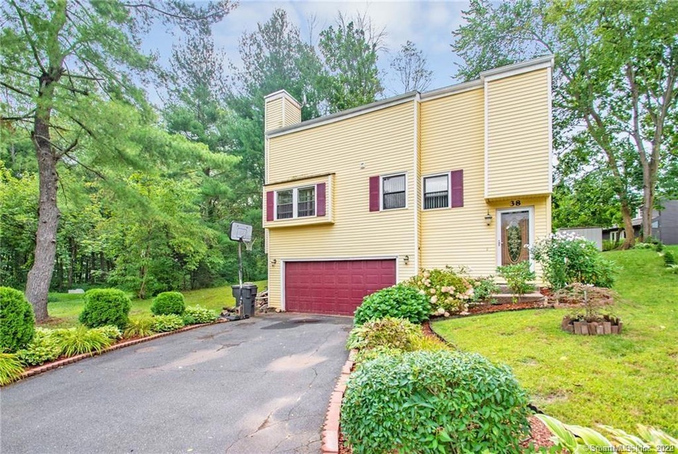 38 Little River Ln, Middletown, CT 06457 - photo 1