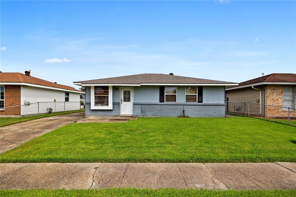 2748 Isabelle Dr, Marrero, LA 70072 - photo 1