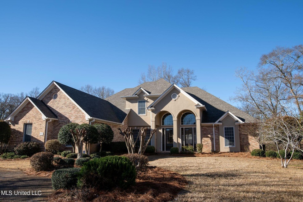 203 Carlton Circle