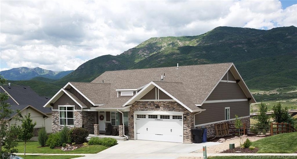 The perfect home nestled in the mountain