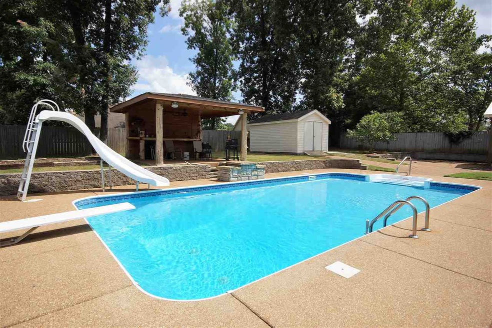 70 Austin Cir, Oakland, TN 38060 - photo 1