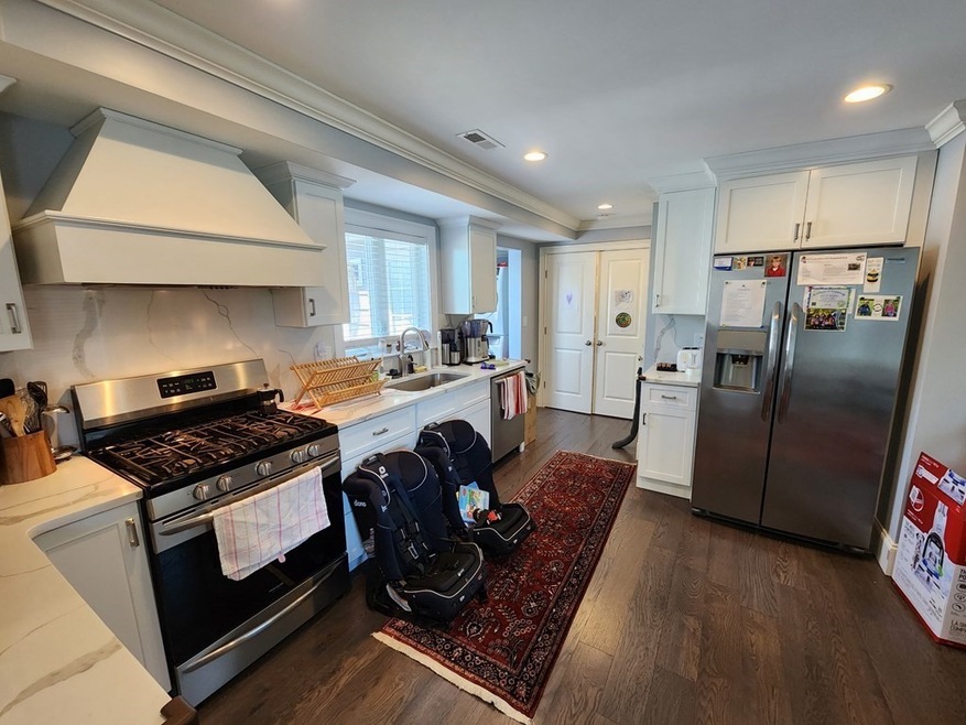 258 Main St unit 2, Wakefield, MA 01880 - photo 1