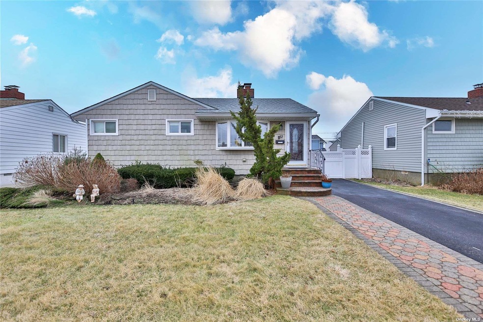 57 Van Buren St, Freeport, NY 11520 - photo 1