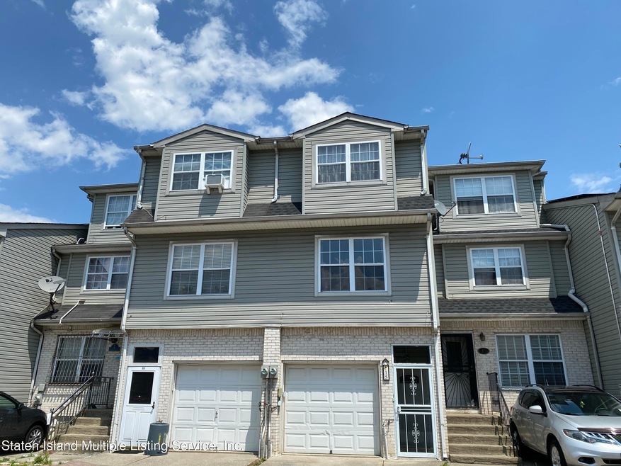 15 Studio Ln, Staten Island, NY 10304 - photo 1