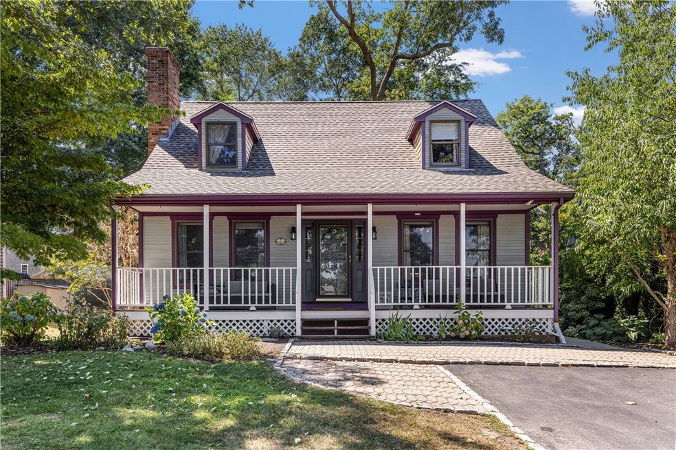 51 Wapping Dr, Bristol, RI 02809 - photo 1