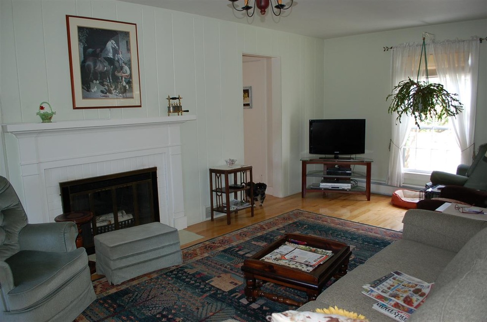 10 Berkeley St, Barre, VT 05641 - photo 1