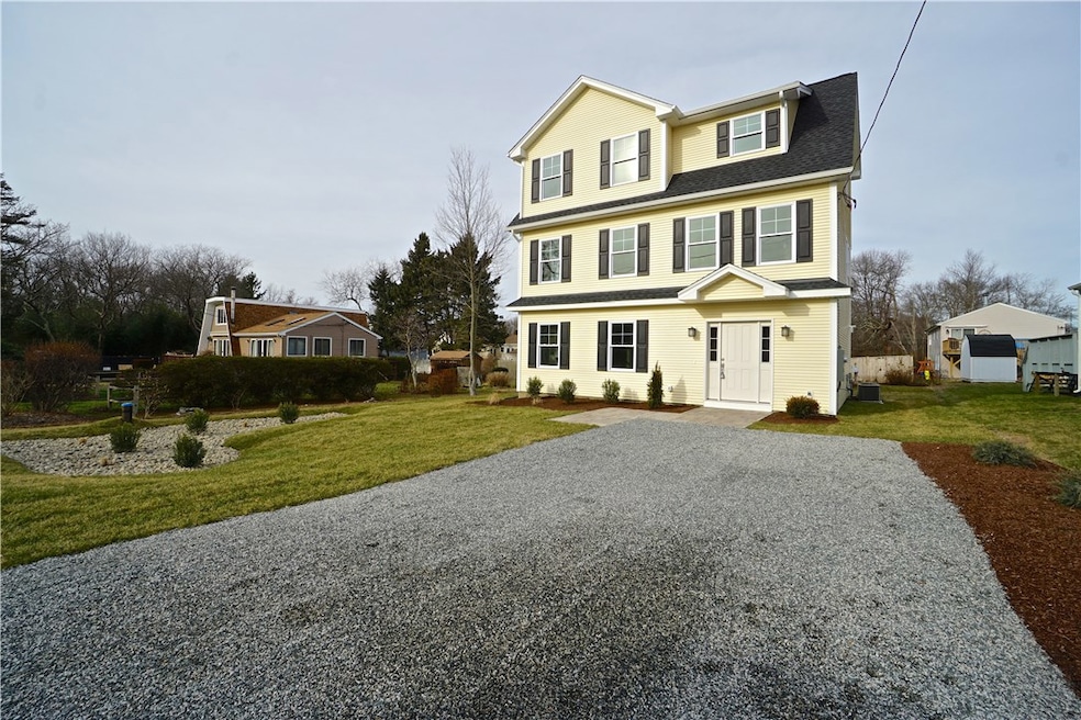 40 Stern St, Jamestown, RI 02835 - photo 1