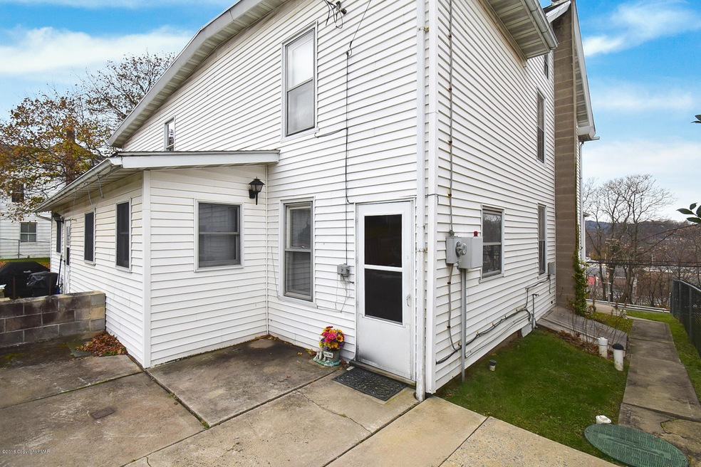 129 State Rd, Lehighton, PA 18235 - photo 1