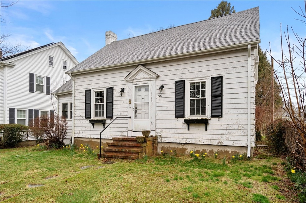 396 Broadway, Newport, RI 02840 - photo 1