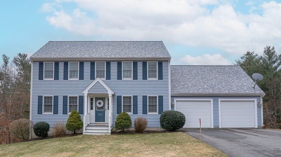 151 High St, Carver, MA 02330 - photo 1