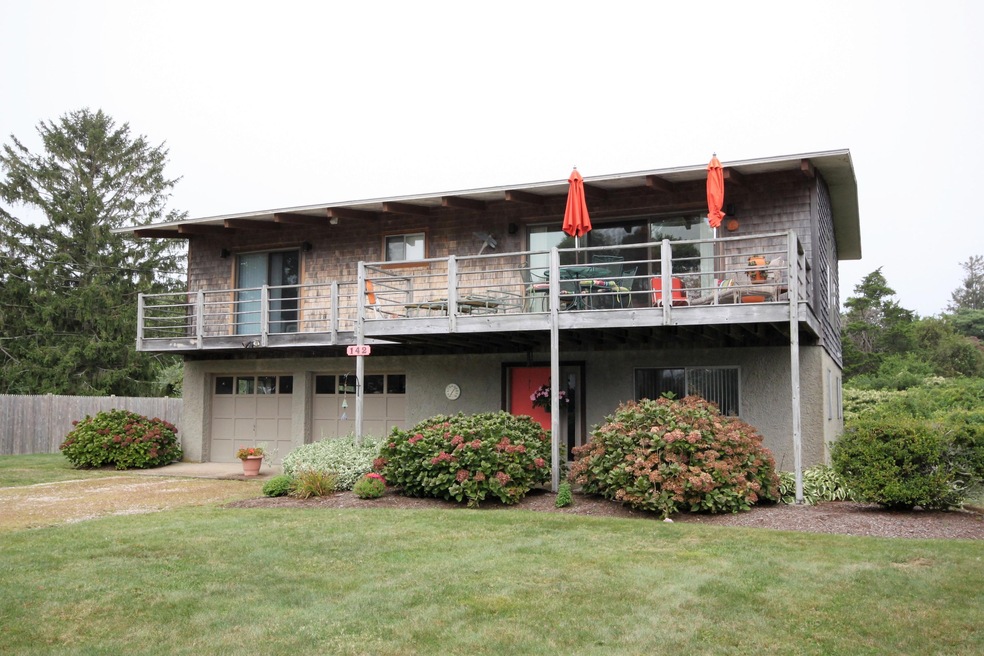 142 Beebe Acres Rd, Falmouth, MA 02540 - photo 1