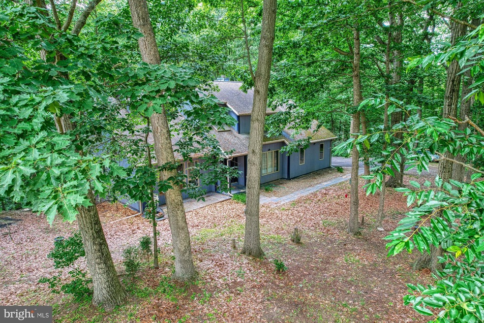 4990 Spring Creek Rd, Harrisburg, PA 17111 - photo 1