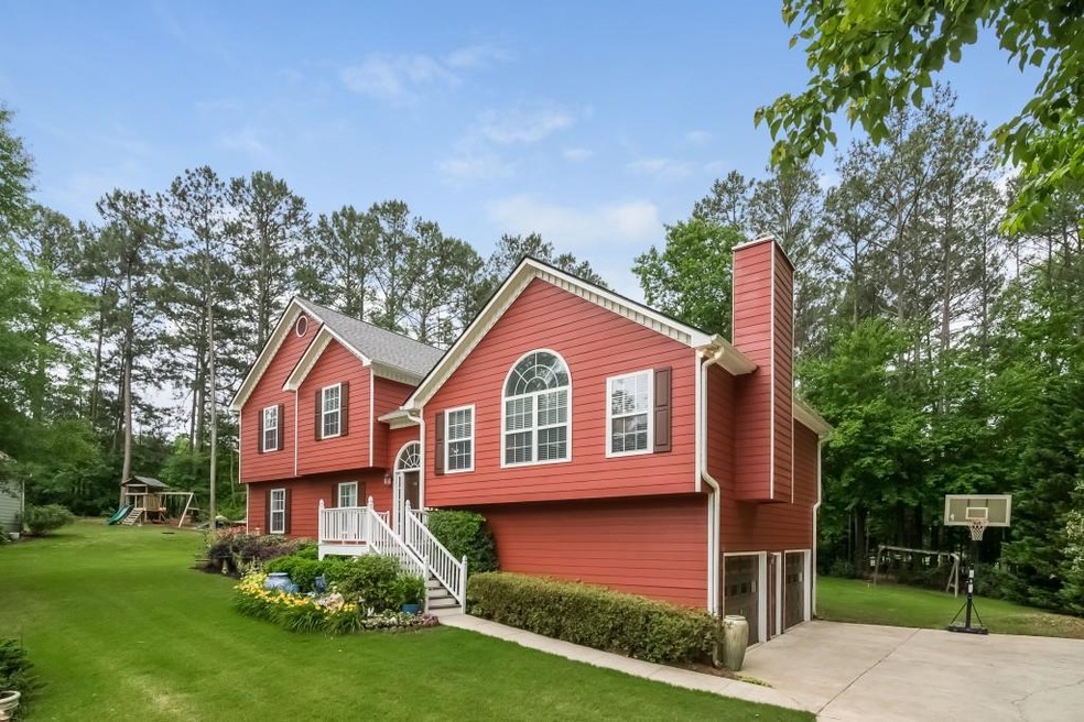 Gently sloping front yard, level back yard, over 1