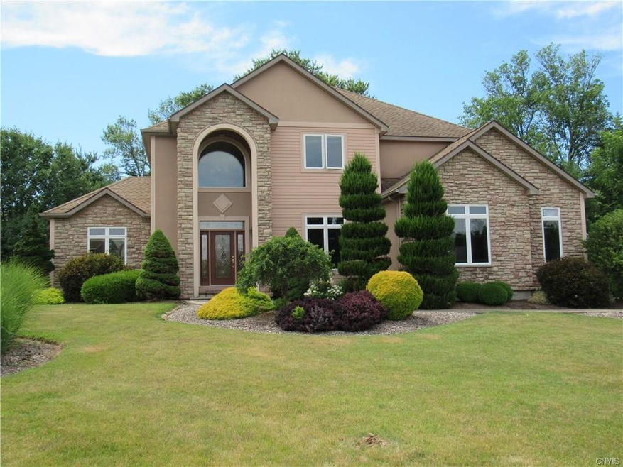 FRONT OF HOUSE