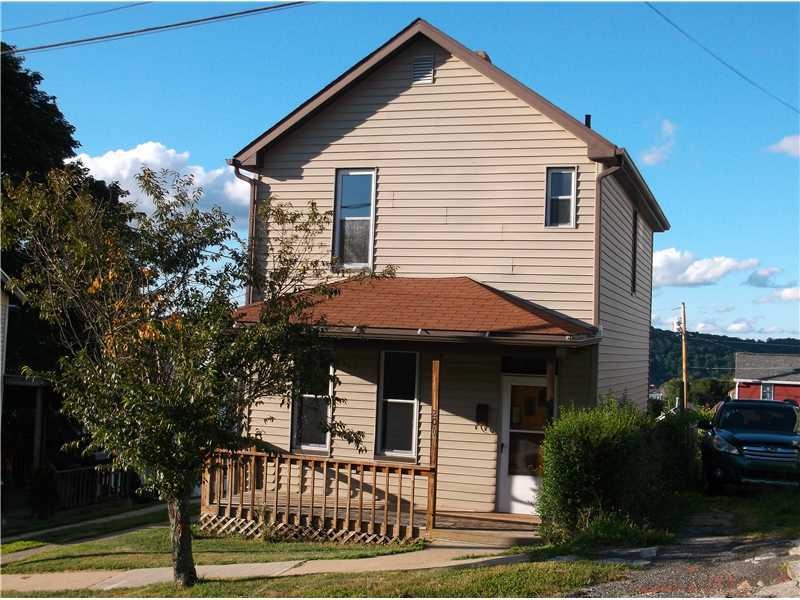 206 Lowell St, Vandergrift, PA 15690 - photo 1