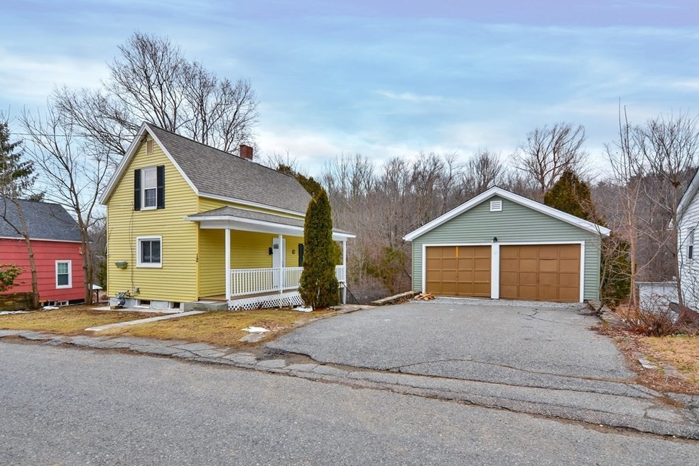 12 Warren St, North Brookfield, MA 01535 Recently Sold