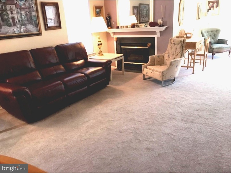 2308B Toddsbury Ct unit 2308B, Mount Laurel, NJ 08054 - photo 1