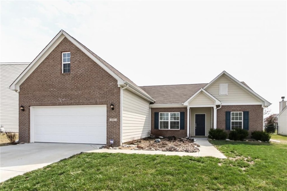 2557 Wildflower Ln, Greenwood, IN 46143 - photo 1