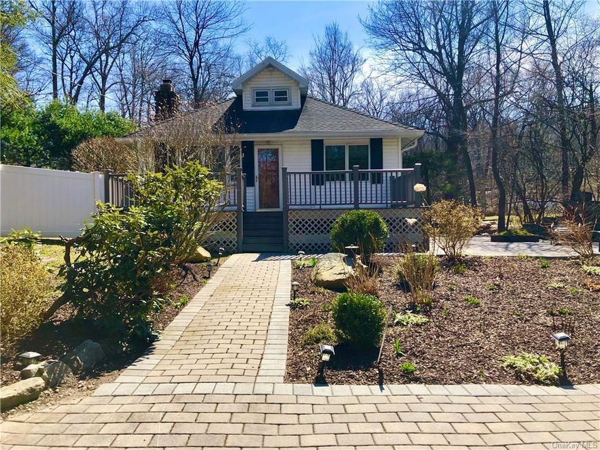 28 Lee Ave, Putnam Valley, NY 10579 - photo 1