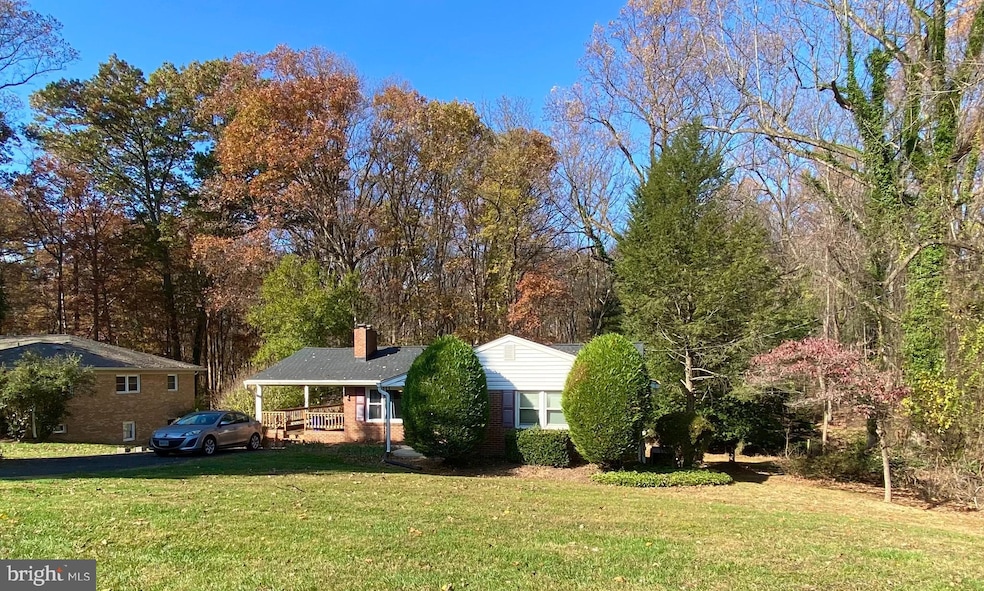 8534 Pineway Dr, Laurel, MD 20723 - photo 1