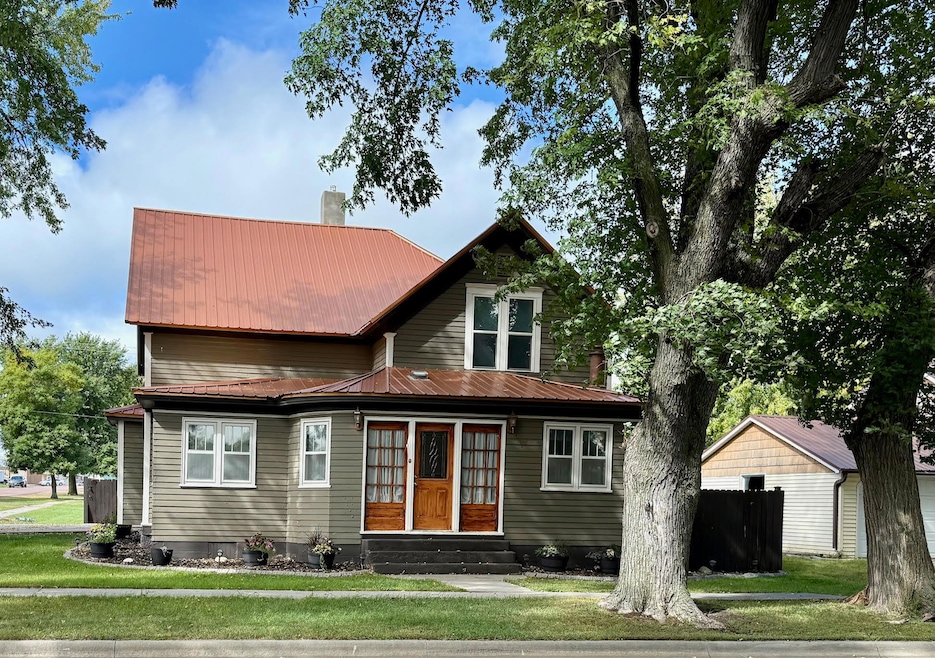 203 E 2nd St, Tripp, SD 57376 - photo 1