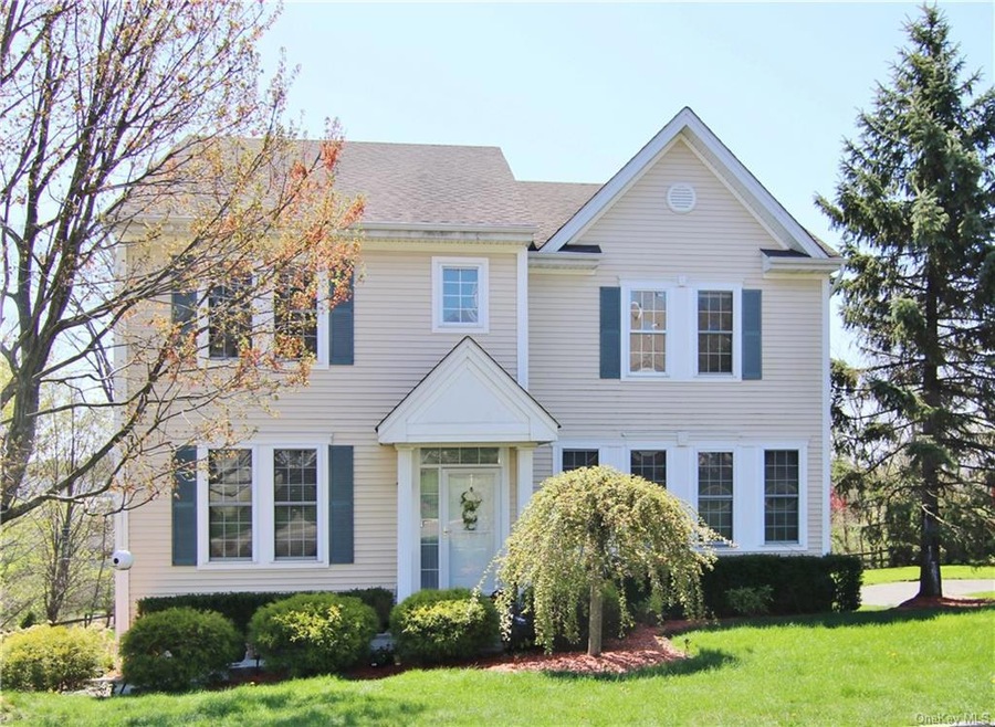 43 High Point Cir, Port Chester, NY 10573 - photo 1